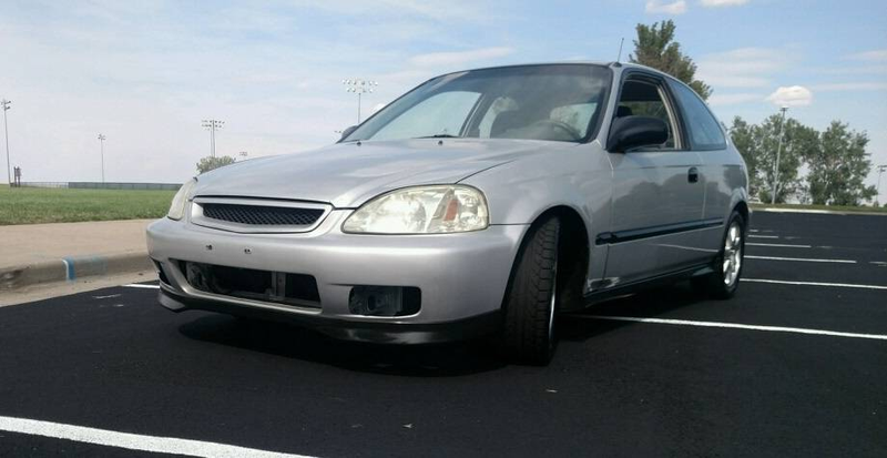 Illustration for article titled ahhh, ok, but... what if I wanted a selection of nearly identical ek/ej silver hatchbacks?